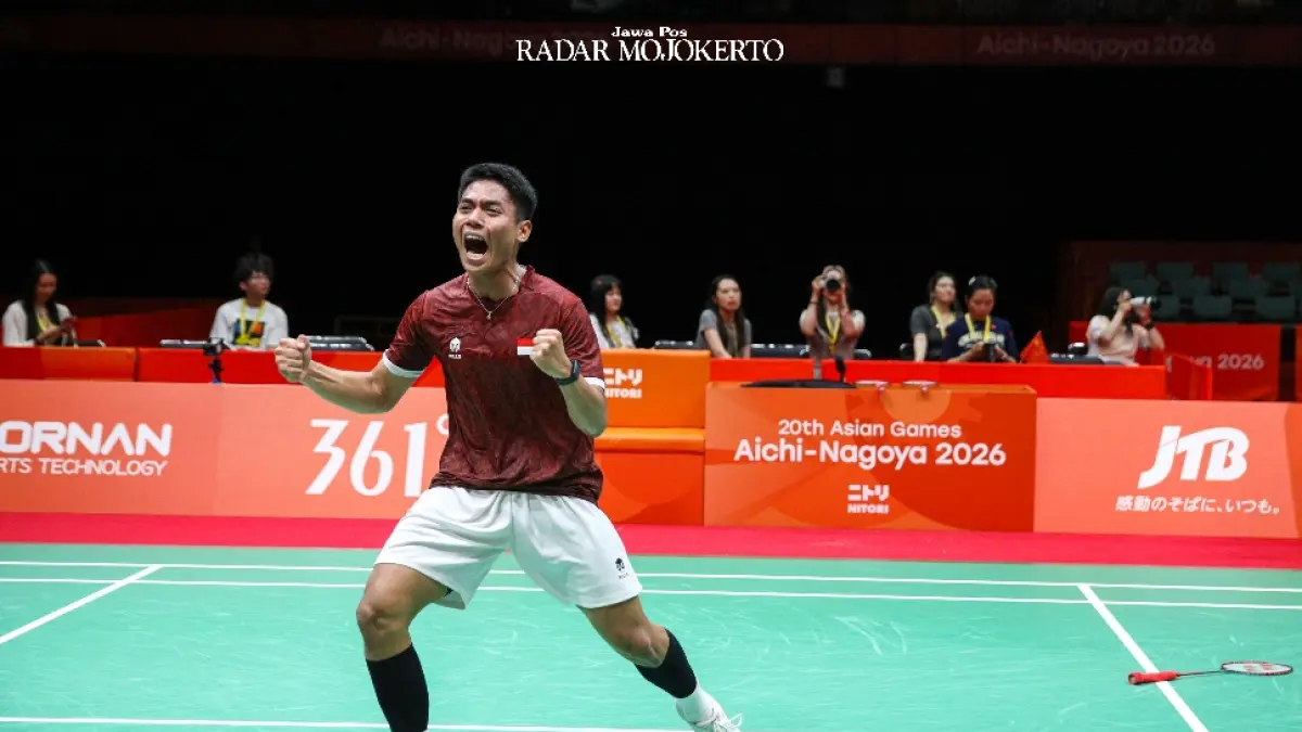 Ubed, panggilan akrab Mohammad Zaki Ubaidillah, tampil memukau dan menjadi penentu kemenangan tim beregu putra Indonesia.