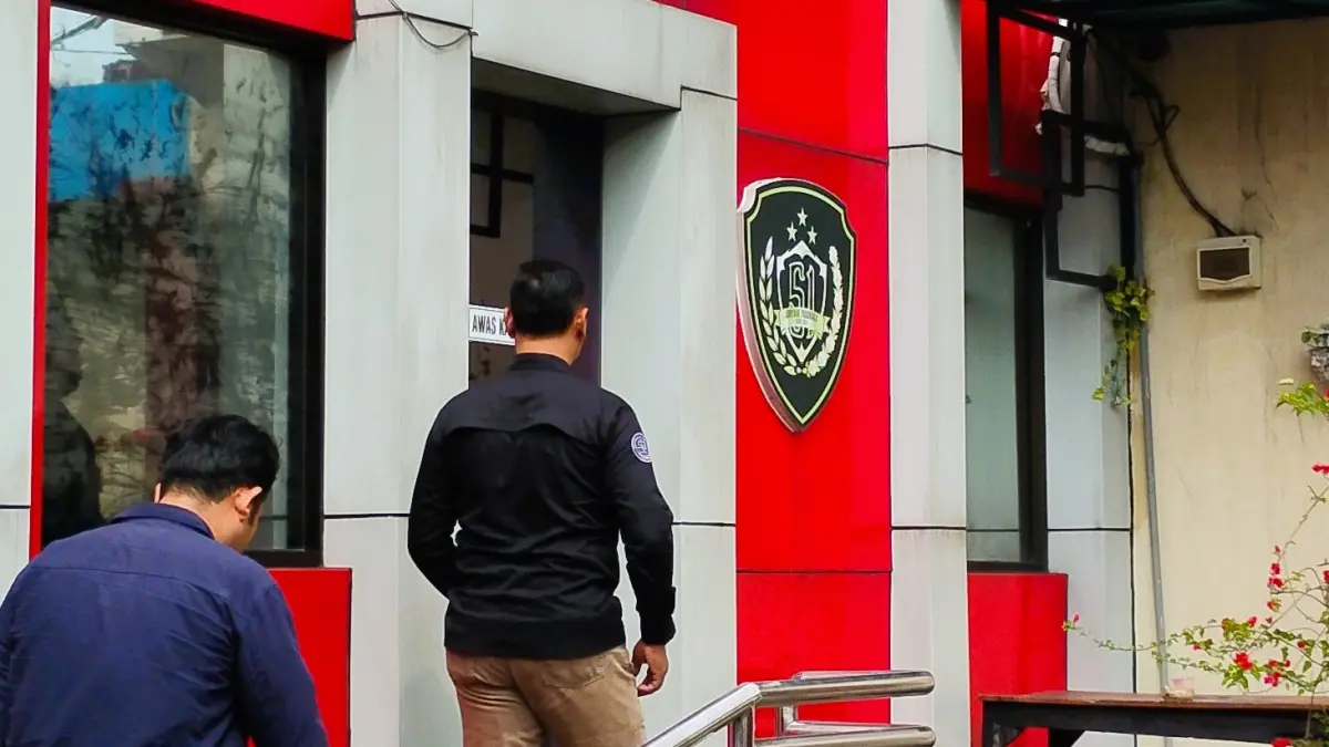 LANGKAH HUKUM: Kasus KDRT sopir travel asal Desa Bandung, Kecamatan Gedeg, kini tengah bergulir di Unit PPA Satreskrim Polres Mojokerto Kota. (Martda/JPRM)