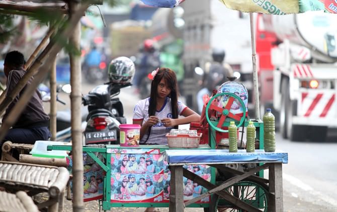 manisnya-sensasi-es-tebu-bypass-mojokerto
