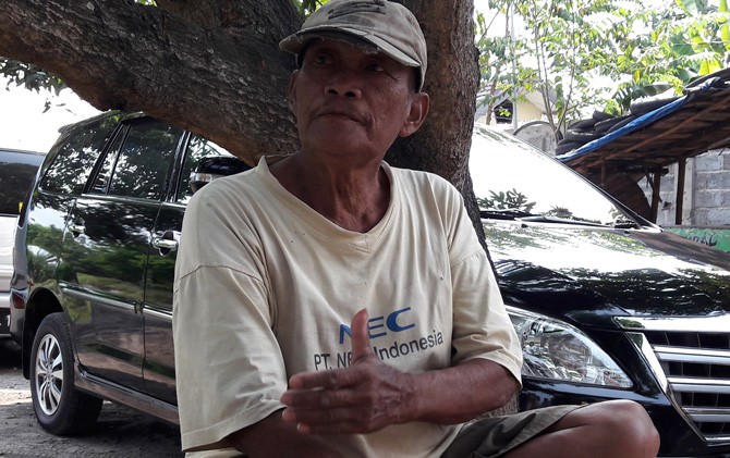 tukang-becak-yang-berhasil-antar-empat-anaknya-lulus-s-1-dan-s-3