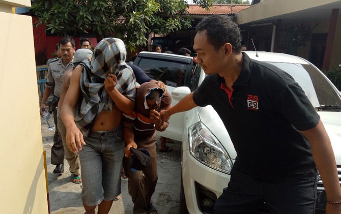 polisi-tangkap-12-orang-diduga-pelaku-pembunuhan-buruh-pabrik-baja