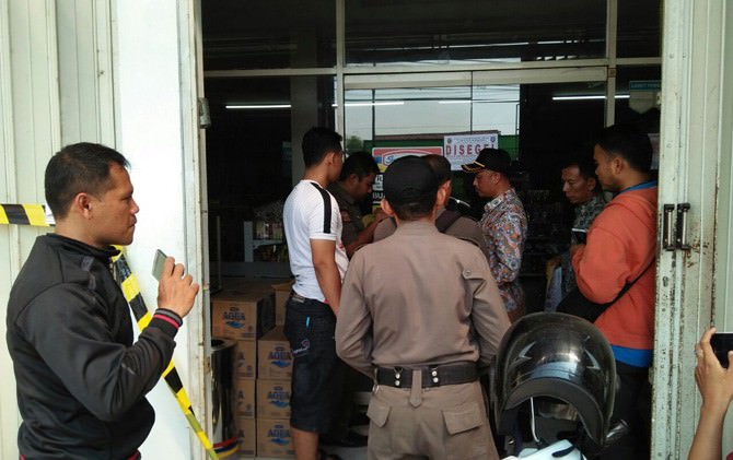 dua-tahun-tak-kantongi-izin-indomaret-brangkal-disegel