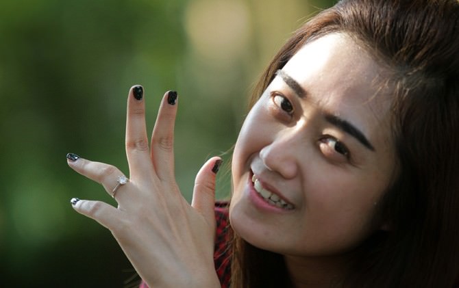 watercolor-nail-art-lebih-dari-cantik