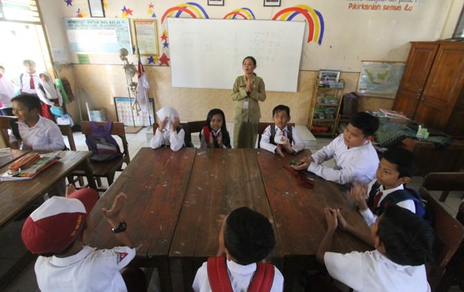 sekolah-negeri-kekurangan-guru-agama