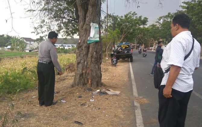 brak-sasar-pohon-asam-dua-siswa-man-2-mojokerto-tewas