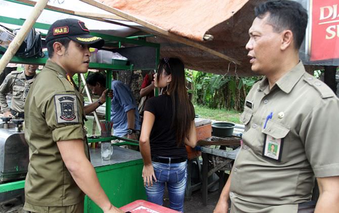 beredar-video-segar-gadis-penjual-es-tebu