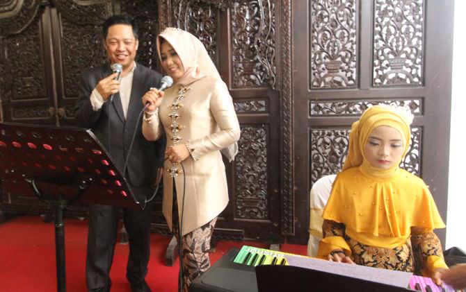 dipertemukan-partai-politik-ning-ita-dipersunting-pengusaha