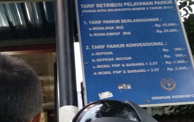 ini-tarif-restribusi-resmi-yang-harus-dibayar-pengendara