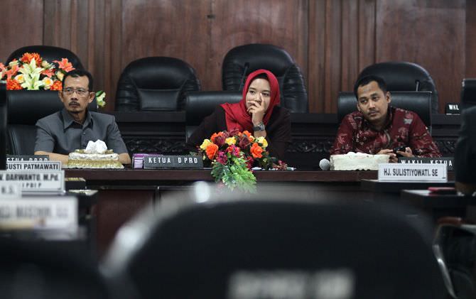dewan-usulkan-perda-pendidikan-bakal-sentuh-sekolah-negeri-swasta