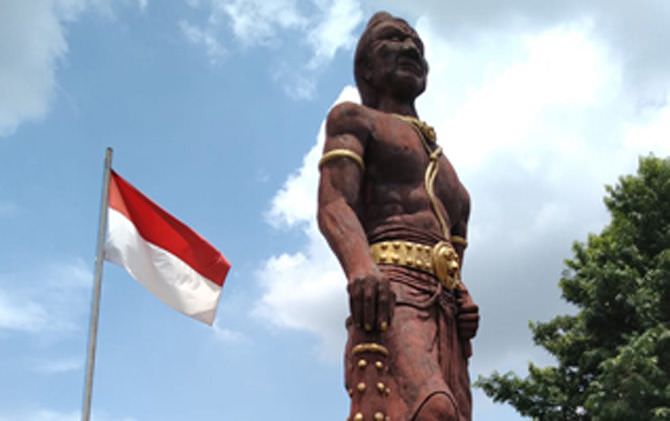 patih-gajah-mada-simbol-pemersatu-nusantara