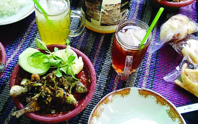 kuliner-khas-mojokerto-nasi-jagung-sendi-sampai-sambel-wader-segaran