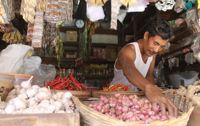permintaan-sembako-meningkat-harga-di-pasar-tradisional-melonjak