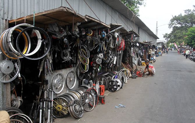 disperindag-semua-pedagang-loak-prapanca-harus-pindah-ke-pasar-kliwon