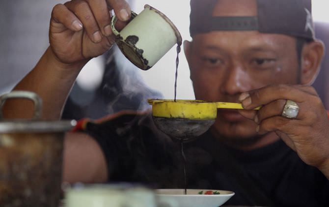 ngopi-grosok-dan-diskusi-tentang-apa-saja