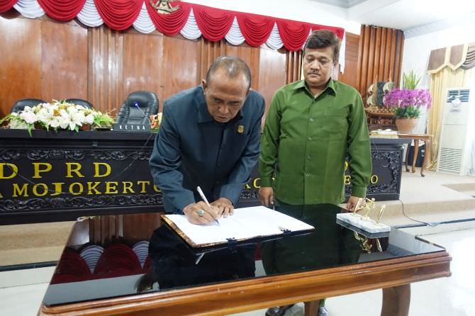 sunarto-terpilih-jadi-ketua-dprd-kota-mojokerto