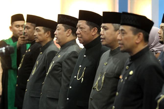 menang-lelang-jabatan-nasib-sembilan-pejabat-menggantung