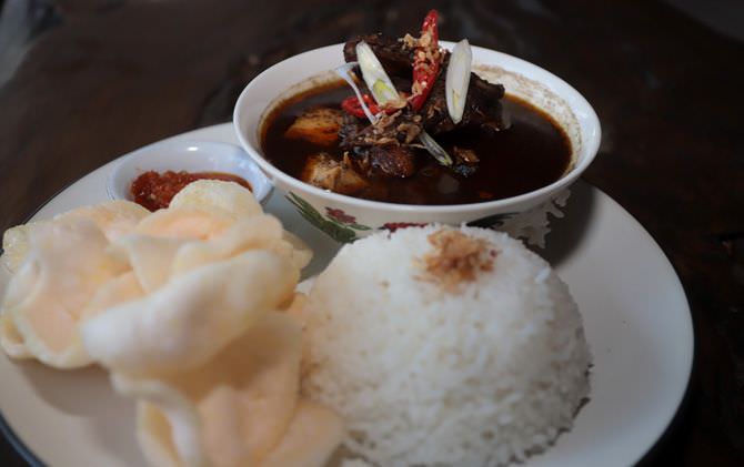jangan-ireng-kudapan-legendaris