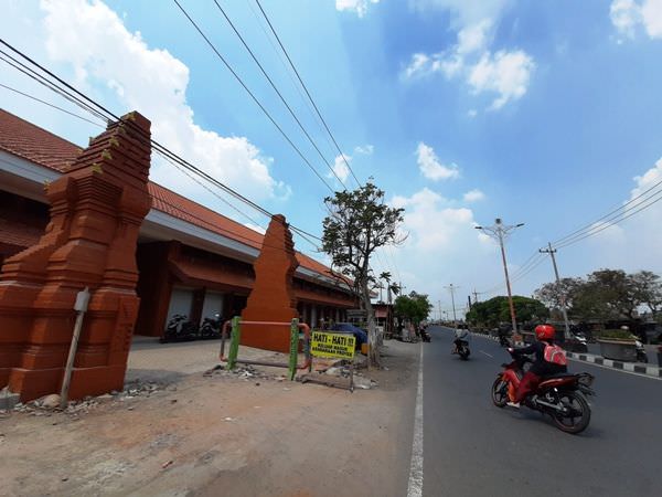 pasar-benpas-rampung-segera-diisi-pedagang