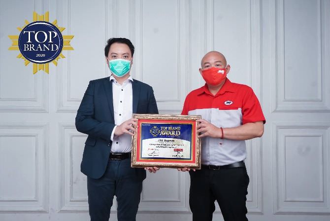 jne-pertahankan-penghargaan-courier-service-selama-7-tahun
