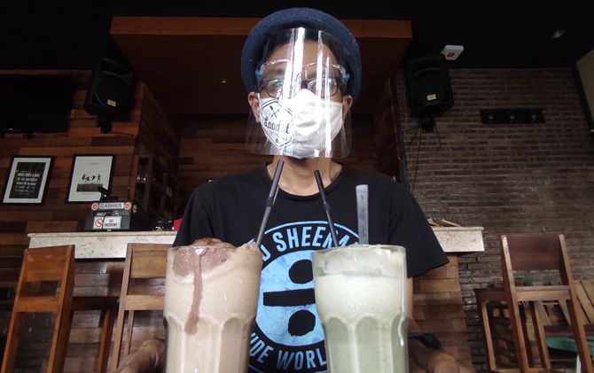 yang-loco-latte-atau-pancake-kakak