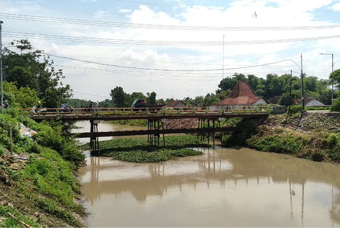 mobilitas-tinggi-pemkab-ajukan-alih-kelola-agar-bisa-dilebarkan