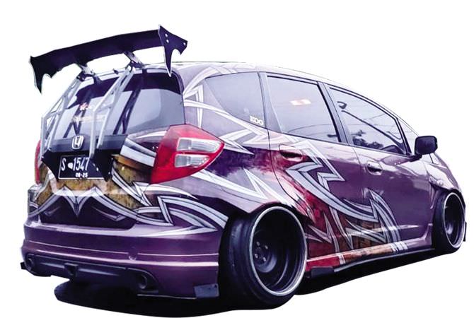 tampil-cantik-dengan-airbrush