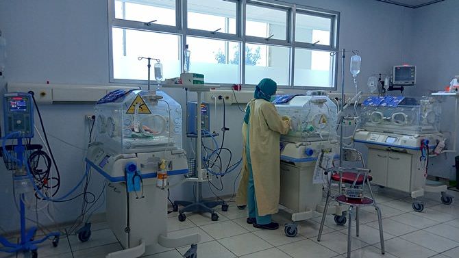 semula-terdeteksi-kembar-dua-mendadak-berubah-jadi-kembar-tiga