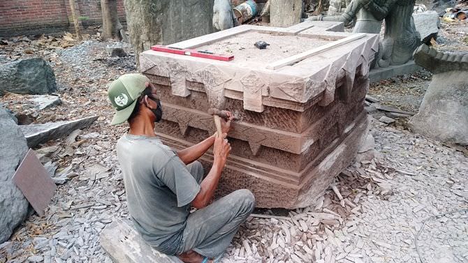 pesona-pahat-patung-trowulan