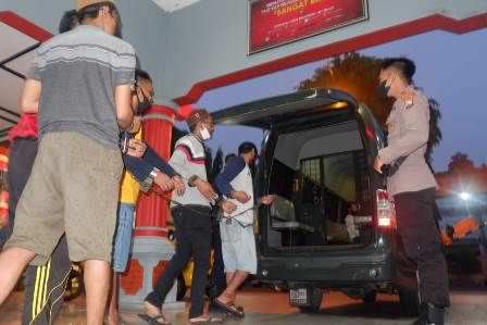 20-napi-bandel-dilayar-ke-probolinggo