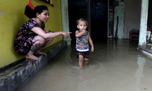 banjir-perdana-luapan-kali-lamong