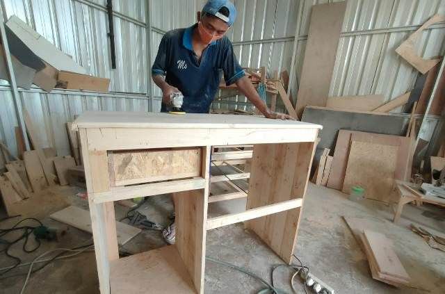 sulap-jadi-berbagai-macam-furnitur