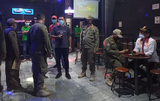 nataru-karaoke-wajib-tutup