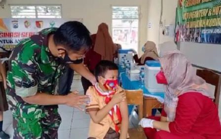 anak-kbt-kodim-0815-mojokerto-jalani-vaksinasi-covid-19