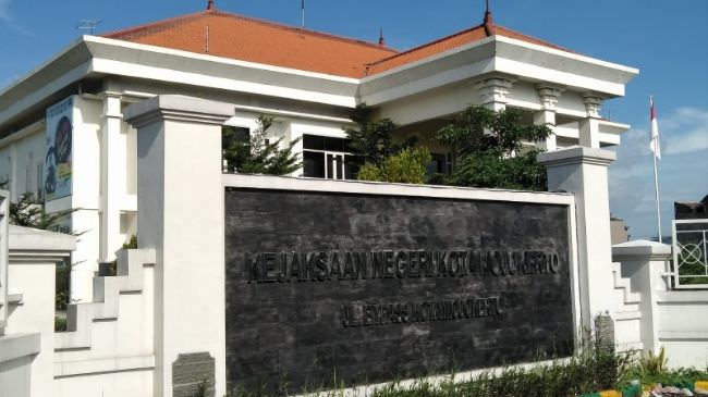 kejari-kota-mojokerto-usut-dugaan-korupsi-di-bprs