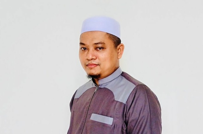 KH. M. Badri Pengasuh PP. Al Multazam 3 Kota Mojokerto