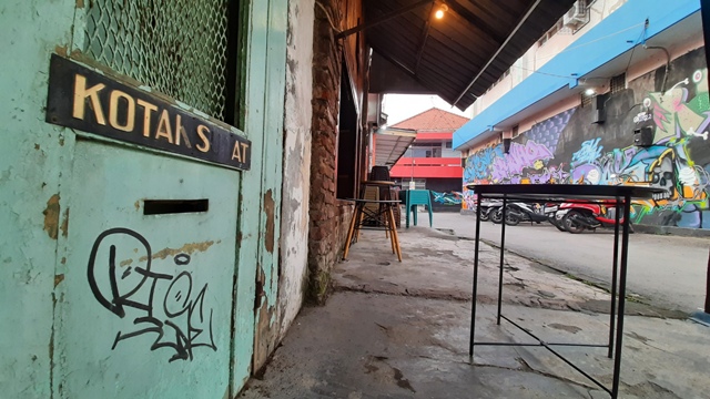 TEMPAT AMPLOP: Tempat surat di salah satu rumah di lingkungan Sidomulyo, Kelurahan Mentikan, Kecamatan Prajurit Kulon.