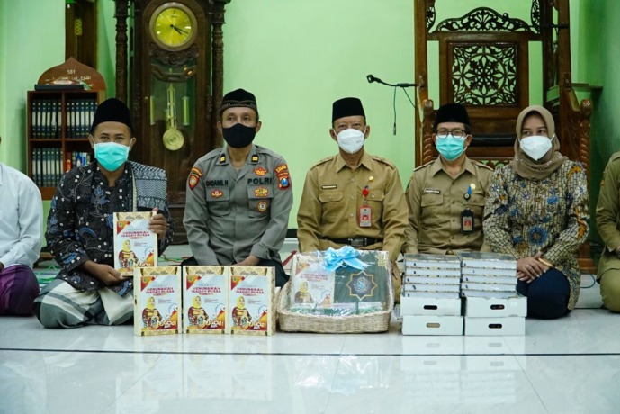 INTERAKTIF: Wali Kota Ika Puspitasari bersama jajaran samping ketika menjalani safari ramadan di Masjid Sabilul Muhtadin.