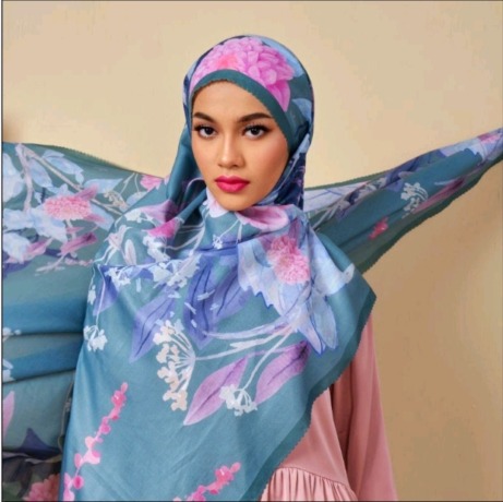 Salah satu hijab dari Halima. (dok Halima for Jawa Pos Radar Mojokerto)