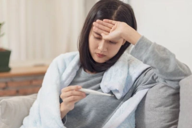 Ilustrasi seseorang terpapar flu (ANTARA/Shutterstock/Cat Box)