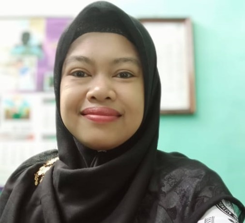 Awalia Nofitasari, guru SMK Raden Patah Kota Mojokerto