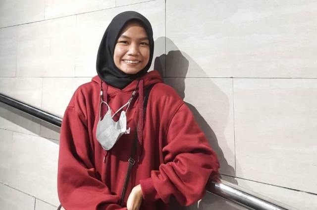 TRENDI: Penggunaan hoodie juga cukup diminati pengguna jilbab karena dinilai nyaman dan tetap stylish saat dikenakan.