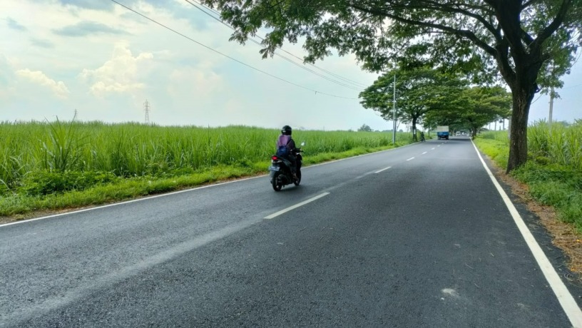 MULUS: Pengerjaan proyek infrastruktur sepanjang 22 kilometer berhasil dituntaskan Dinas Pekerjaan Umum dan Penataan Ruang (DPUPR) Kabupaten Mojokerto. (Khudori Aliandu/Jawa Pos Radar Mojokerto)