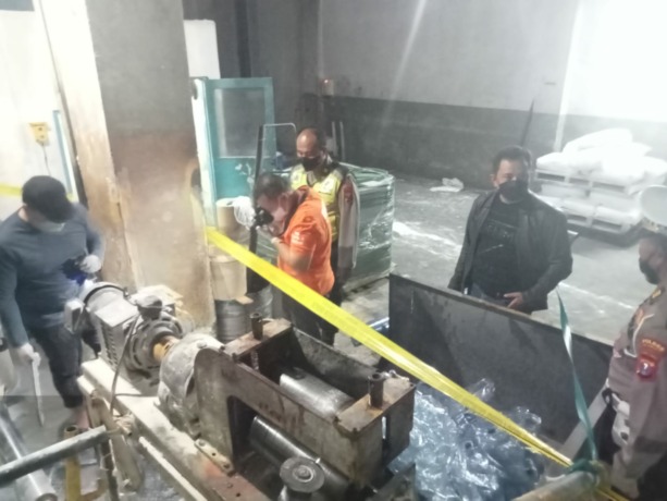 DISELIDIKI: Kasus kecelakaan kerja di perusahaan manufaktur berbahan baku PVC itu tengah diselidiki kepolisian.