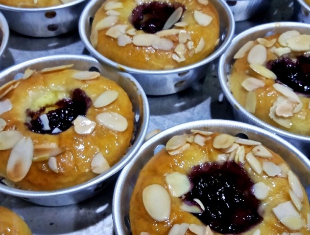 LEZAT: Blueberry Almond  Sweet Bread  karya SMKN 2 Mojokerto. (dok SMKN 2 Mojokerto for JPRM)