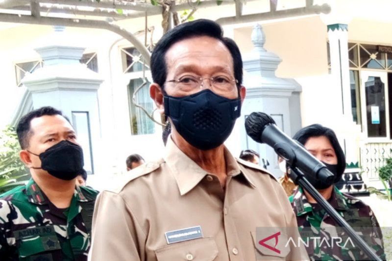 Gubernur Daerah Istimewa Yogyakarta Sri Sultan Hamengku Buwono X (ANTARA/Luqman Hakim)