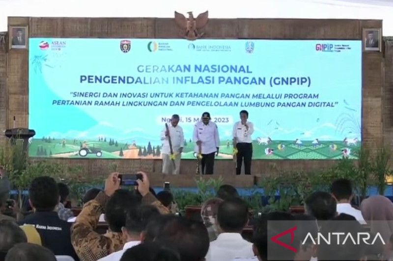 Tangkapan layar kegiatan GNPIP yang digelar secara hybrid Sinergi dan Inovasi untuk Ketahanan Pangan Melalui Program Pertanian Ramah Lingkungan sekaligus peluncuran sistem Pengelolaan Lumbung Pangan Digital di Dusun Jati, Desa Jatirejo, Kecamatan Kasreman