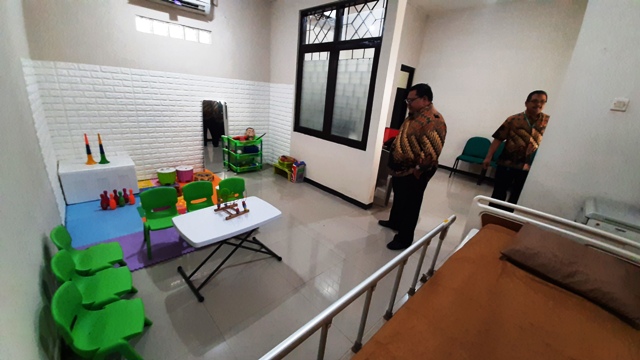 UNGGULAN: Ruang pelayanan poli psikologi dan poli psikiatri di RSUD RA Basoeni dengan fasilitas yang nyaman bagi anak-anak.