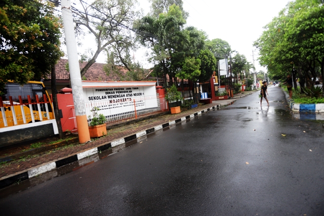 MENINGKAT: SMAN 1 Kota Mojokerto menjadi sekolah dengan jumlah siswa terbanyak yang lolos dalam seleksi nasional berbasis prestasi di PTN ternama tahun ini. (Sofan Kurniawan/JPRM)