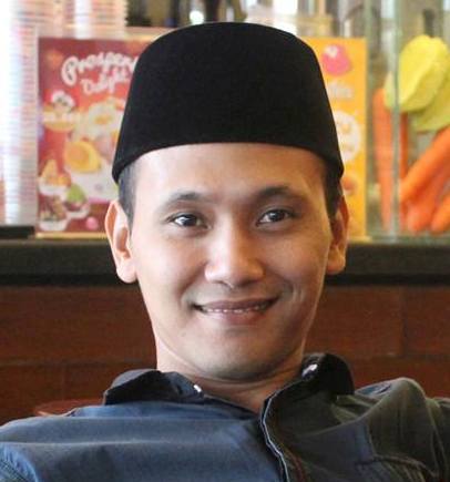 H. Syauqie Advan Futaqie, S.Pd.I, M.Pd Pengasuh Pondok Pesantren Al-Azhar Kota Mojokerto