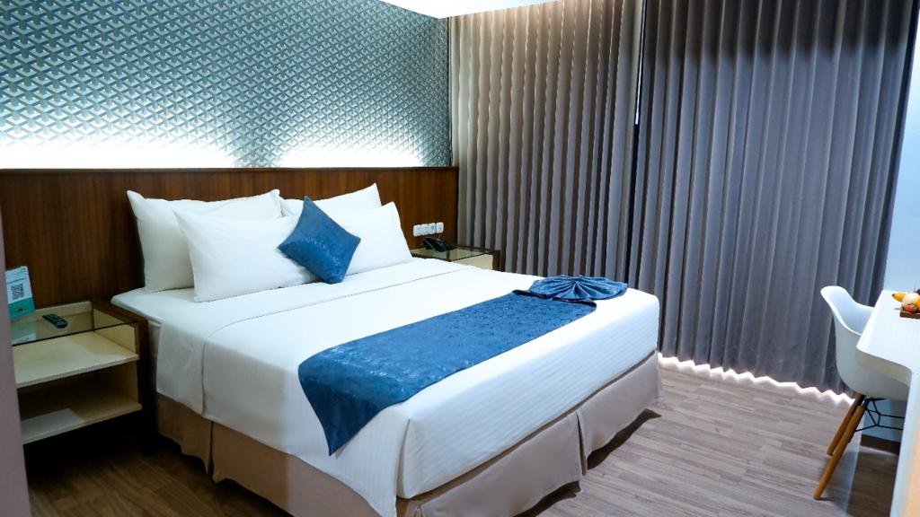 LENGKAP: Kamar superior yang lengkap dan nyaman untuk ditempati selagi ada di Kota Onde-onde. (Dodik Rudiyanto/JPRM)